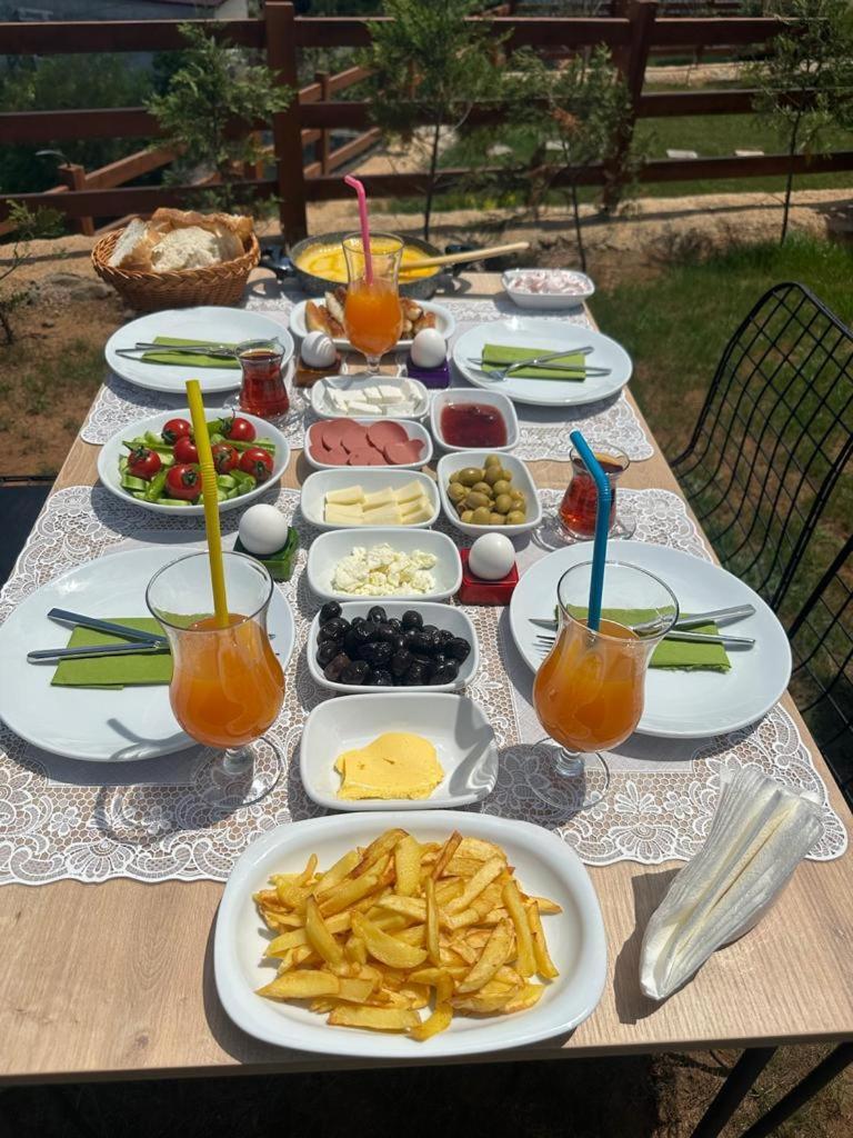 Of Camlik Bungalov Villa Of Bilik gambar